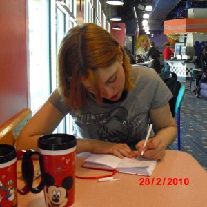 all star music resort
foodcurt
reisetagebuch schreiben
