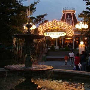Plaza Gardens Restaurant