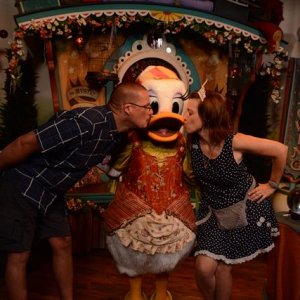 MK SBCSIDESHOWDAISYCHAR 20170926 405102077604