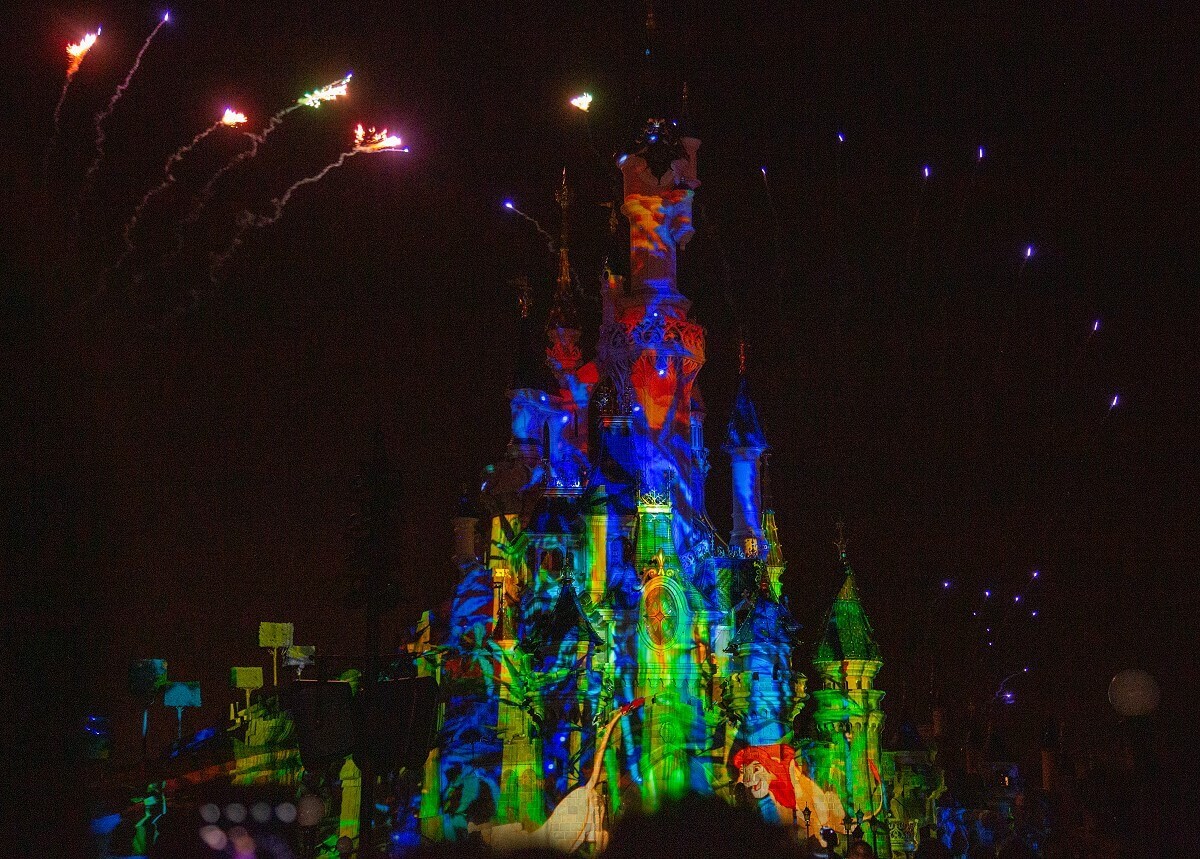 Disney Illuminations: Feuerwerk und Lasershow am Dornröschenschloss in Disneyland Paris