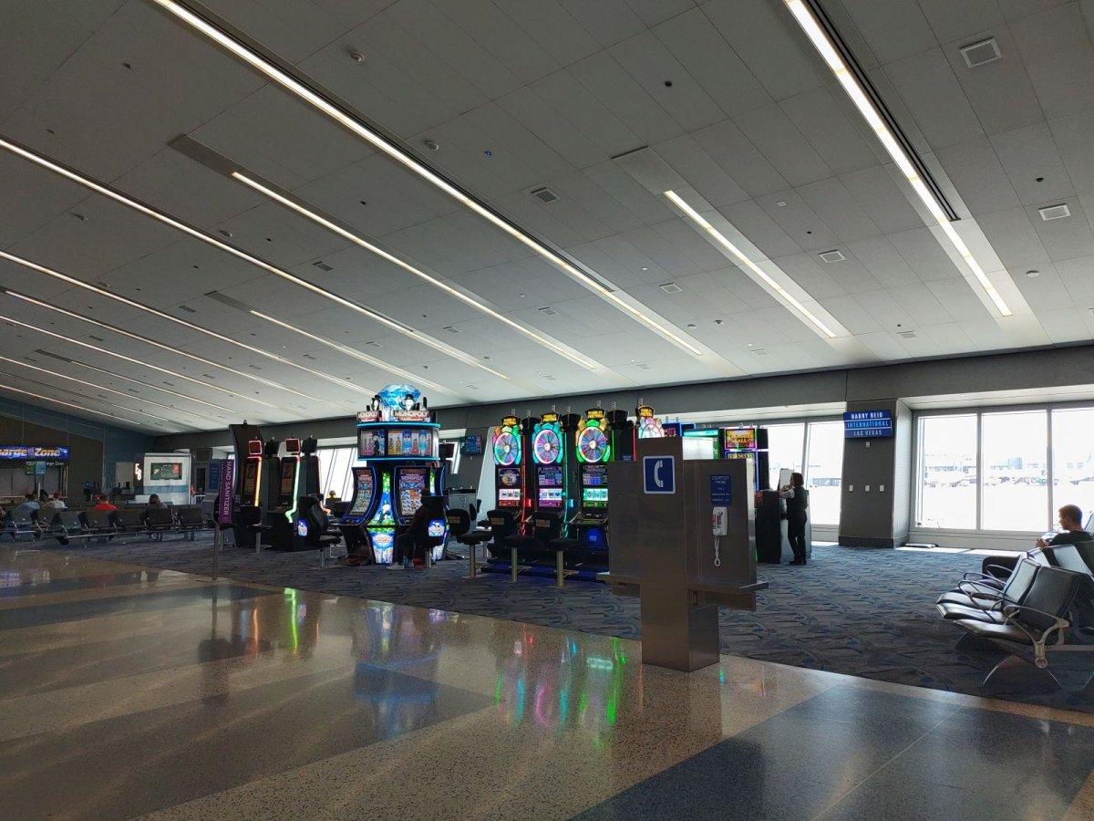 Airport_Slots.jpg