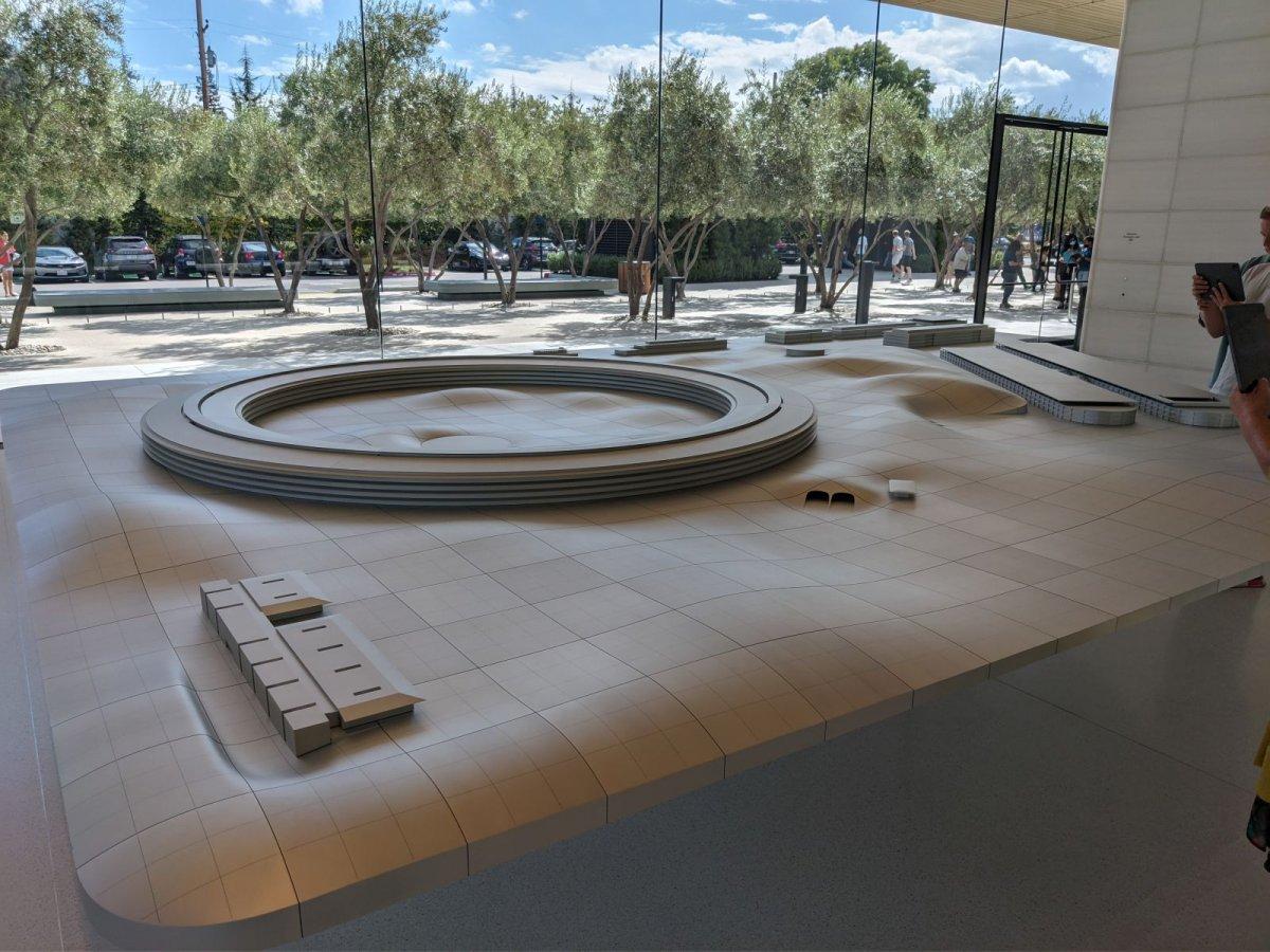 Augmented_Realtiy_Model_01.jpg