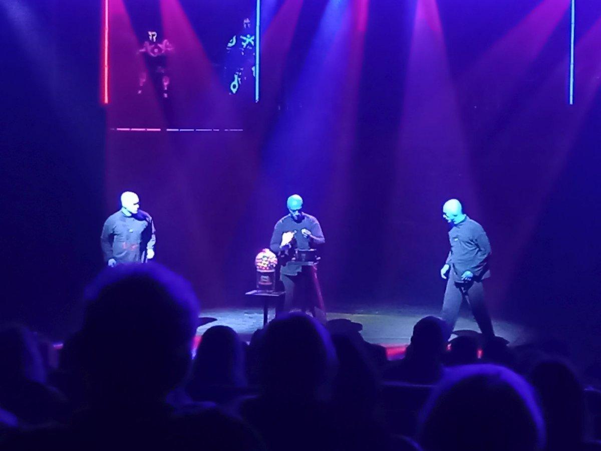 Blue_Man_Group_06.jpg