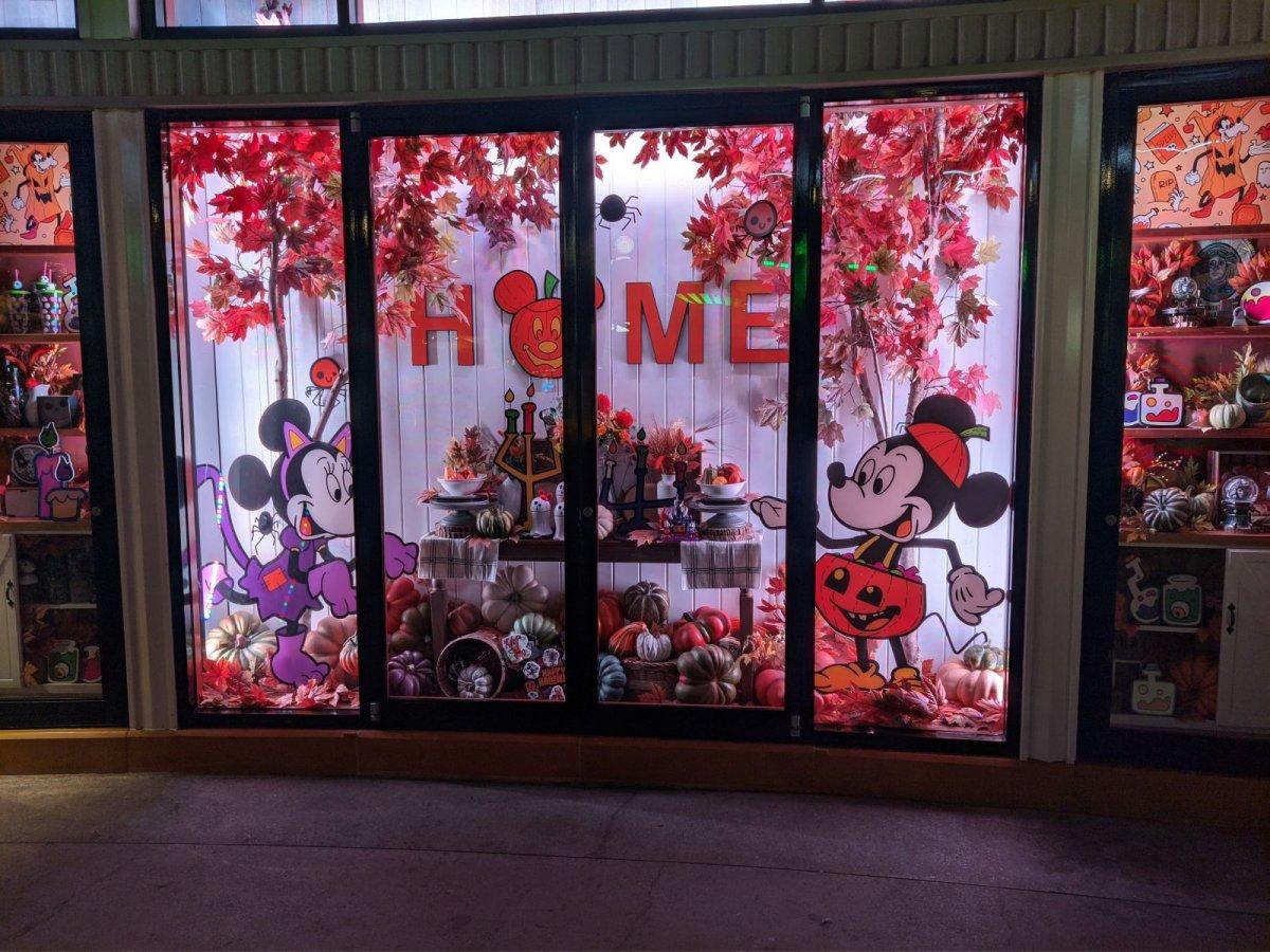 DISNEY_HOME_SHOP.jpg