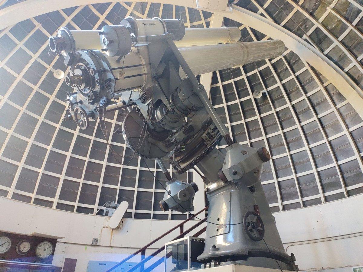Griffith_Observatory_Telescope_03.jpg