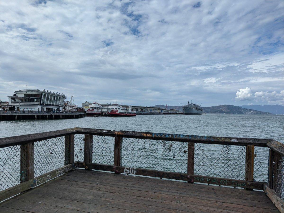 Landing_Dock_for_Tour_Boats.jpg