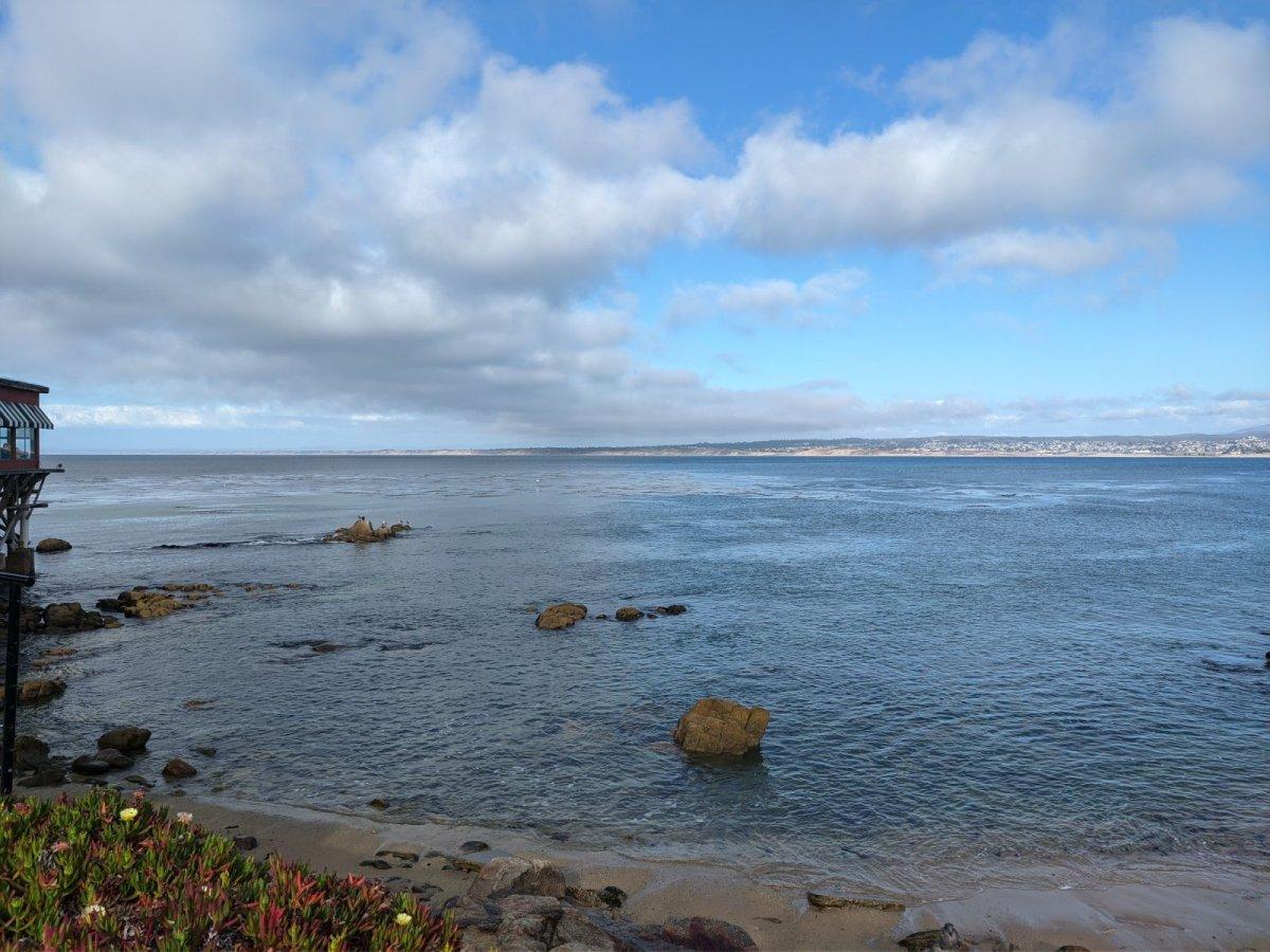Macabee_Beach_02.jpg