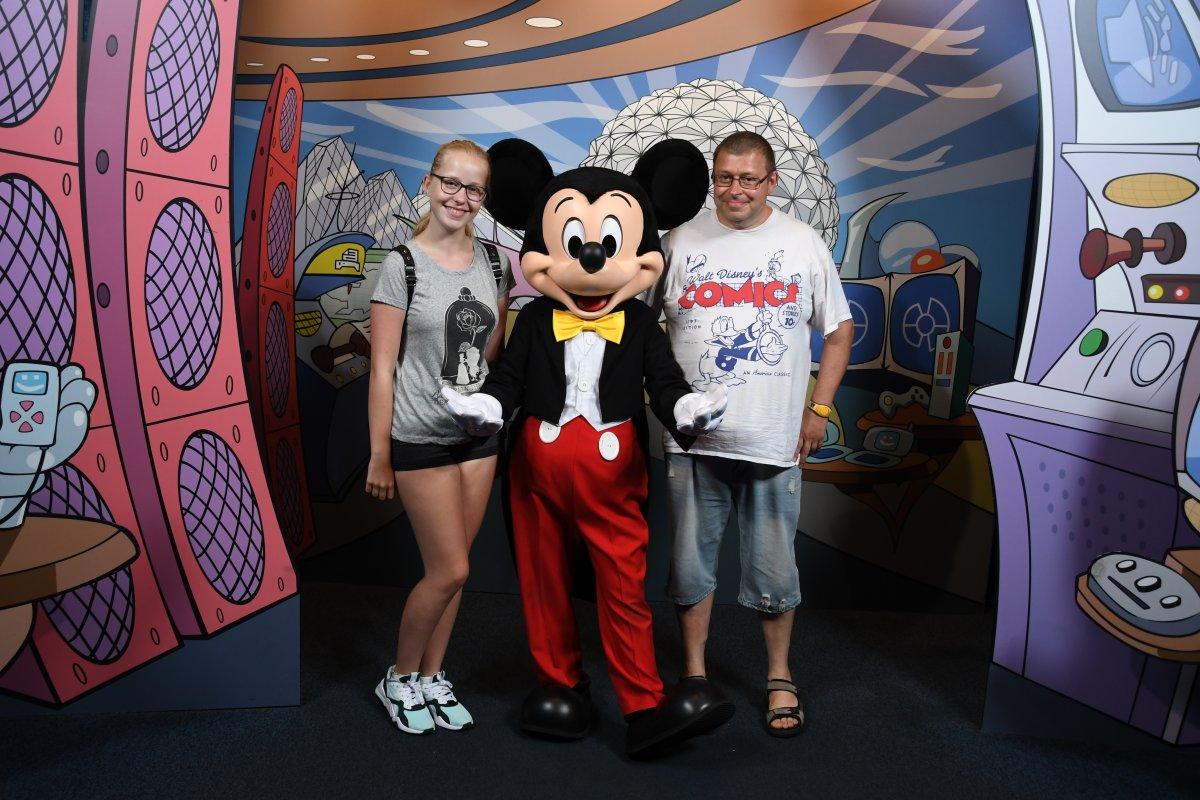 mickey03.JPG