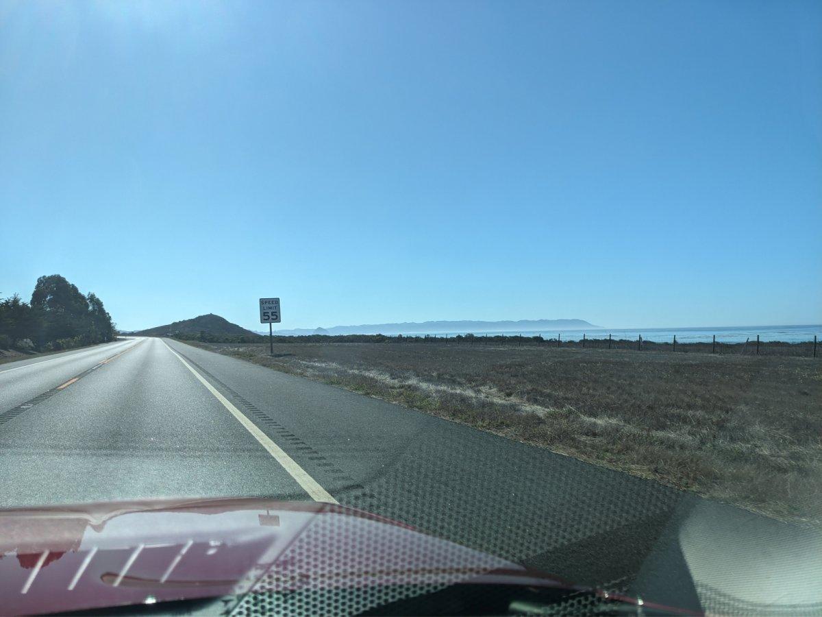 Pacific_Coast_Highway_01.jpg