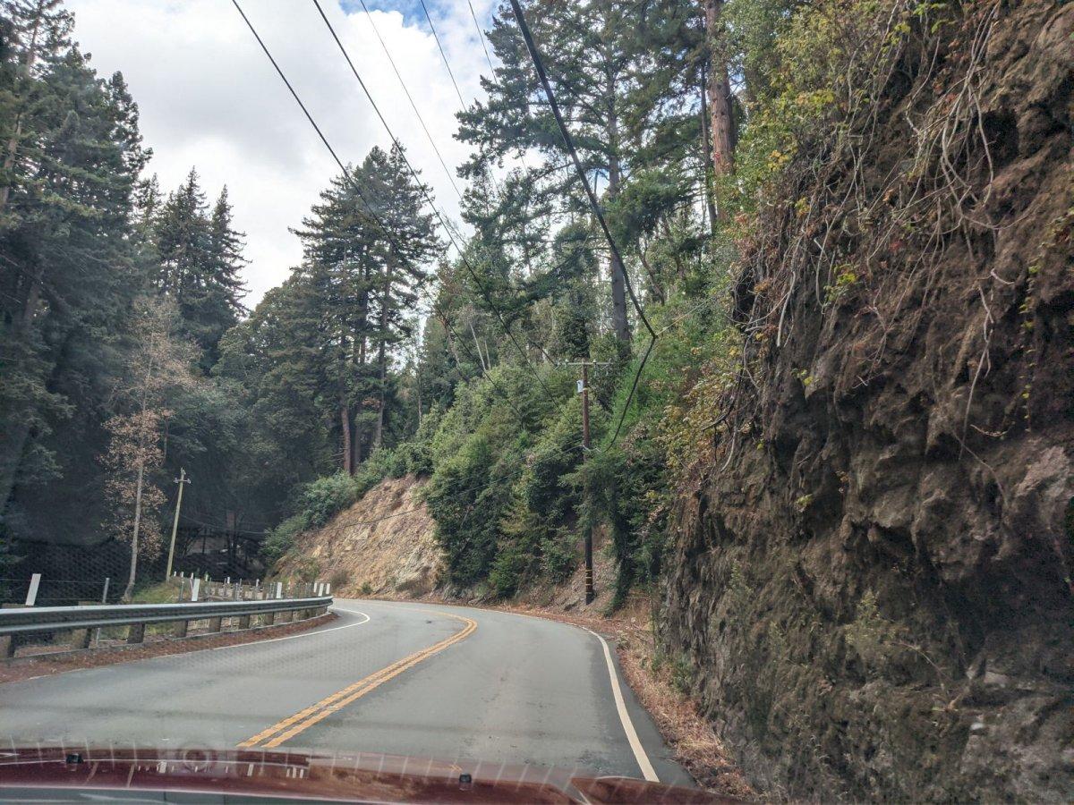 Serpentines_to_Highway_One_02.jpg