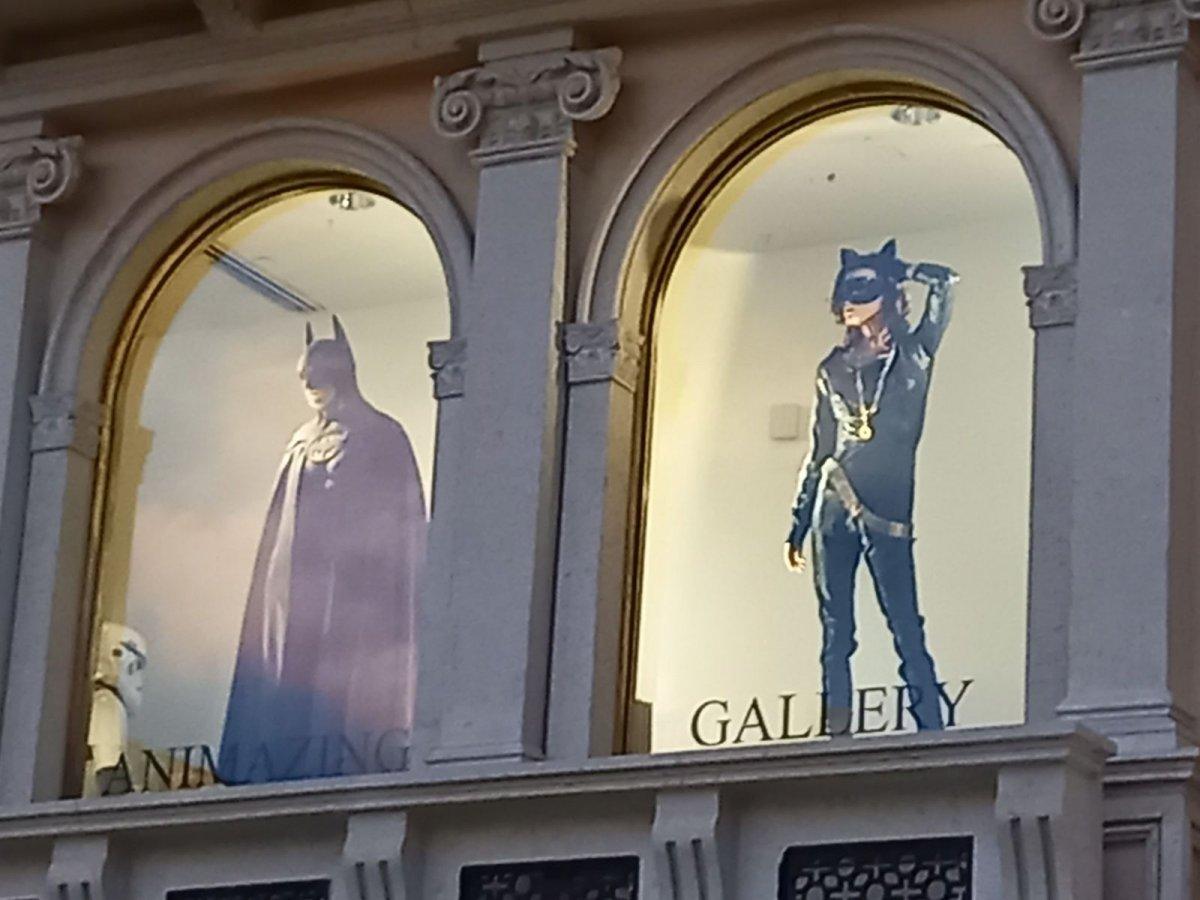 The_Venetian_Batman_and_Catwoman.jpg