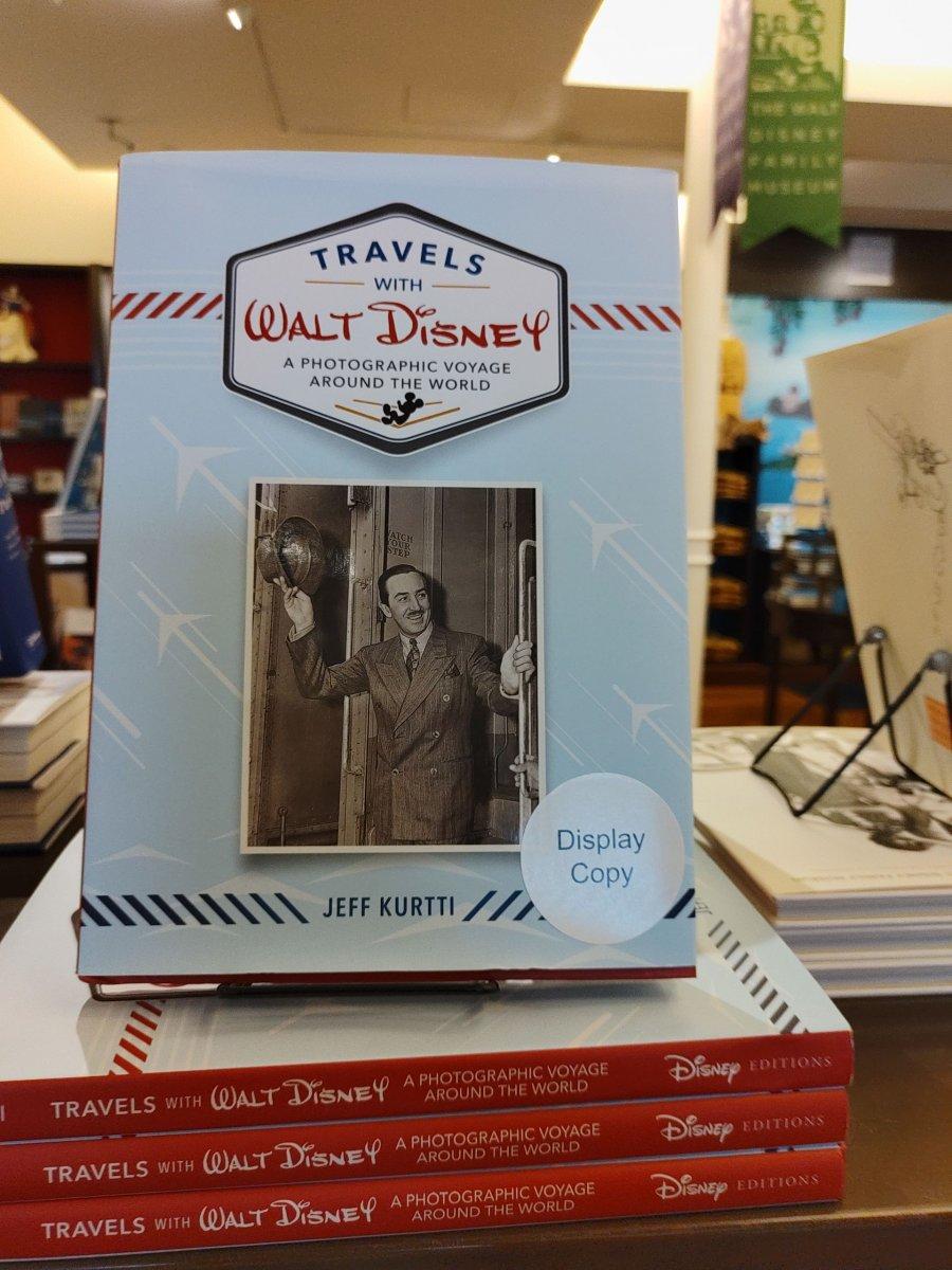 Walt_Disney_Family_Museum_Giftshop_Buchempfehlung_02.jpg