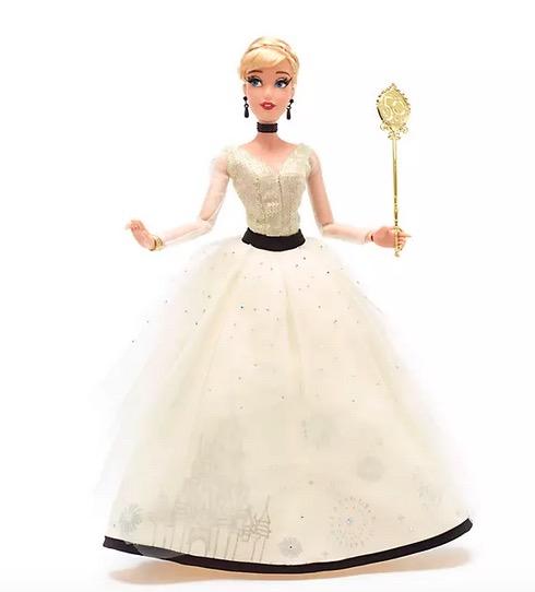 WDW 50th Anniversary 17" Cinderella - €140 - 02/2022
